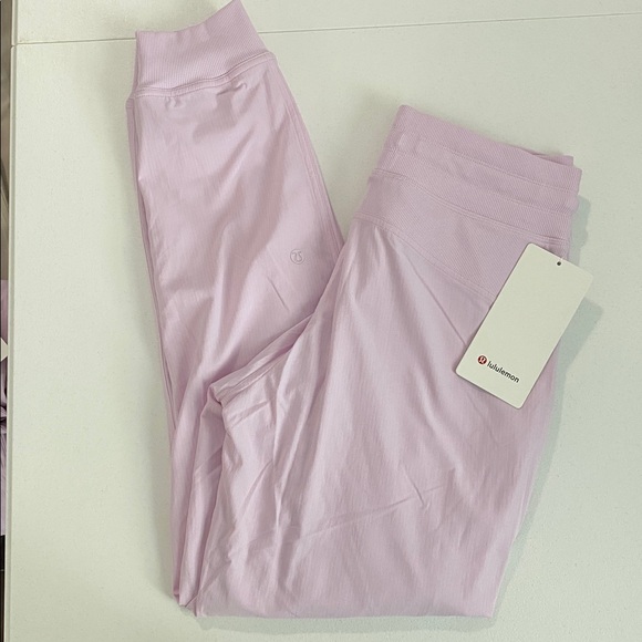 Lululemon Dance Studio Mid Rise Jogger *Lined - NWT - Picture 1 of 8